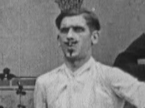 James Parrott in Just Rambling Along (1918)