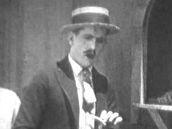 James Parrott in Touch All The Bases (1922)