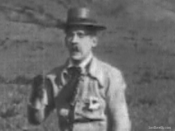 James Parrott in The Uncovered Wagon (1923)
