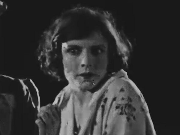 Marie Mosquini in Do Me A Favor (1922)