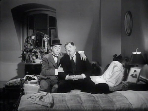 DVD screencapture - Lord Heath - Laurel & Hardy - Another Nice Mess - http://www.lordheath.com/